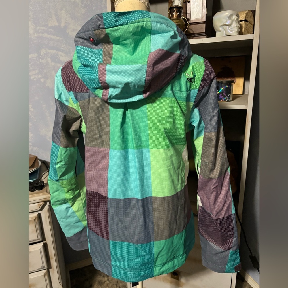 SOLD O'Neill Women's Blue and Green Plaid Ski Jacket - Picture 9 of 16